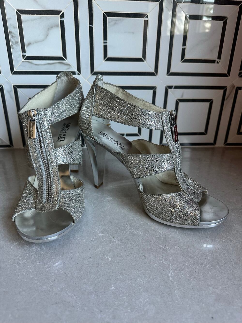 Michael Kors Silver Glitter Strappy Platform Heels – Size 8M
